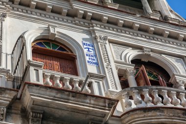 Havana, Küba - 2 Nisan 2012: Ro'nun durumu hakkında duvar işareti