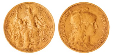 Beyaz arka plan üzerinde Fransa izole 5 centimes 1917 sikke 