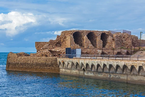 Pozostałości starożytnego portu, Akra — Zdjęcie stockowe