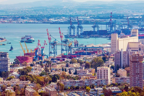 Letecký pohled na moře přístavu Haifa — Stock fotografie