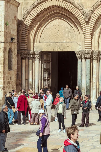 GERUSALEMME, ISRAELE - 15 FEBBRAIO 2013: Traffico intenso di turisti — Foto Stock