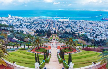 Haifa Bahai bahçesinden havadan görünümü