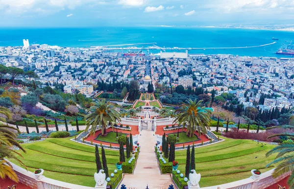 Veduta aerea di Haifa dal Giardino Bahai — Foto Stock