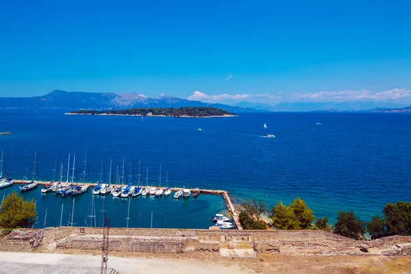 滨海游艇、 克、 科孚岛，希腊 — 图库照片