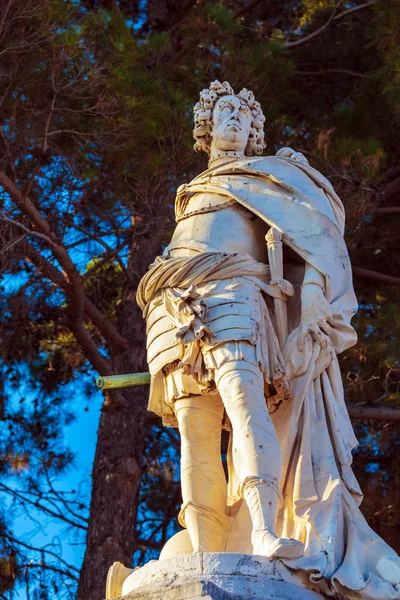 Monument to Schulenburg, Corfu city — Stock Photo, Image