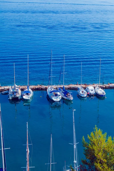 Marina z jachtów, kerkyra, wyspa Korfu, Grecja — Zdjęcie stockowe