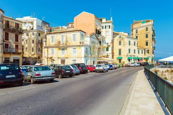 CORFU, GREECE - JULY 13, 2011: Native people and tourist walking — Stock Photo, Image