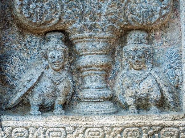 Steenhouwen van Prambanan hindoe tempel, Yogyakarta, Java — Stockfoto