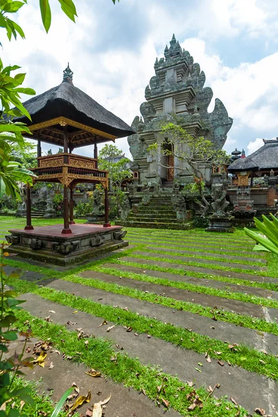 Tempio del Loto con Stagno, Ubud, Bali — Foto Stock