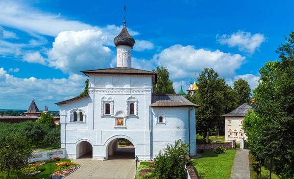 Kloster des Heiligen Euthymius Mauer, suzdal — Stockfoto