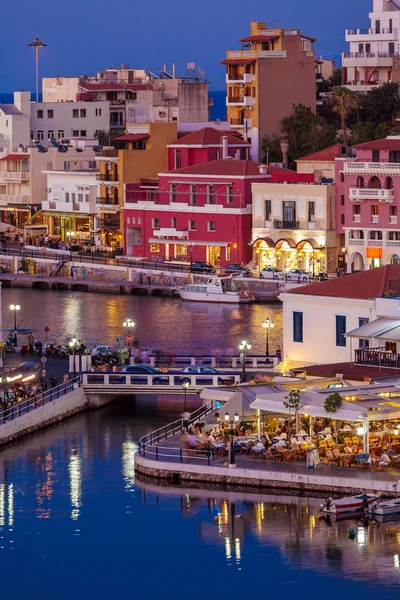 Agios Nikolaos City at Night, Creta, Grecia — Foto de Stock