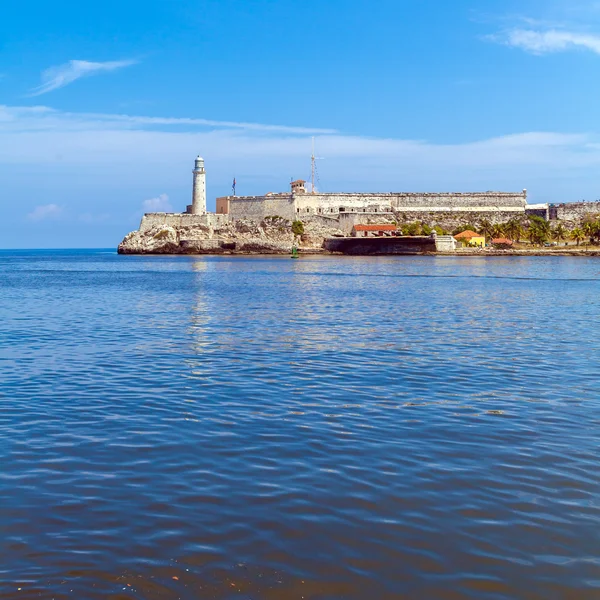 Castelo Morro, fortaleza que protege a entrada da baía de Havana, Cuba — Fotografia de Stock