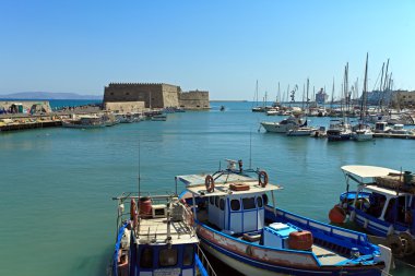 Heraklion Limanı ve kale, Crete
