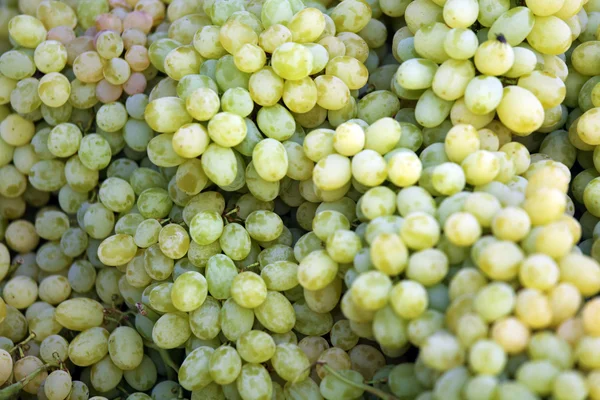 Bunch of Yellow Grapes — Stock Photo, Image