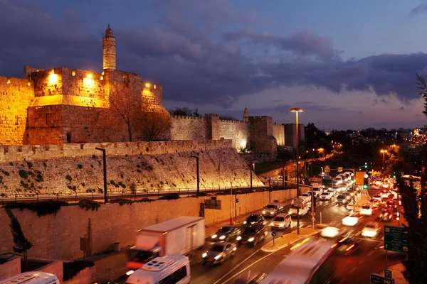 Paredes da Cidade Antiga à noite, Jerusalém — Fotografia de Stock