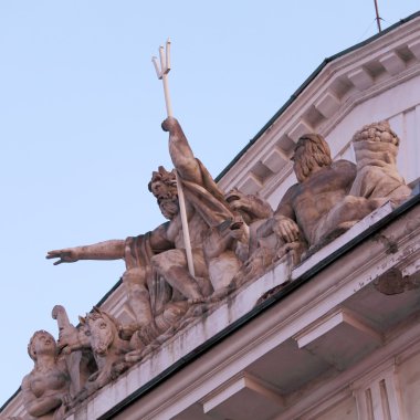 Stock Exchange Building, Saint Petersburg heykel grubu 
