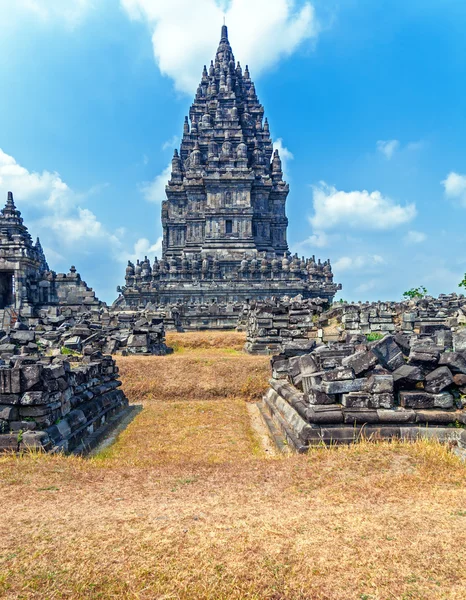 Sten carving för Prambanan Hinduiskt tempel, Yogyakarta, Java — Stockfoto