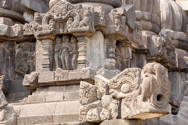 Steenhouwen van Prambanan hindoe tempel, Yogyakarta, Java — Stockfoto