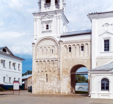 Palace Prens Andrey Bogolyubskiy kalan (12 c.) UNESCO