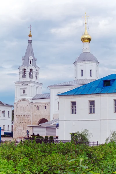 Palace Prens Andrey Bogolyubskiy kalan (12 c.) UNESCO