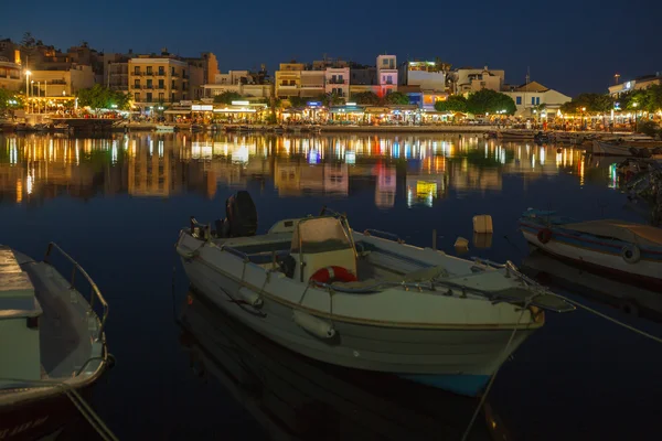 Agios Nikolaos City at Night, Kreta, Griekenland — Stockfoto