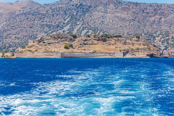 Wyspa Spinalonga z średniowiecznej twierdzy, Crete — Zdjęcie stockowe