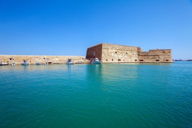 Heraklion Limanı ve kale, Crete