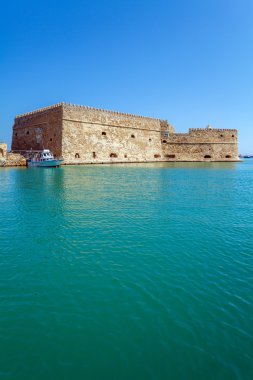 Heraklion Limanı ve kale, Crete