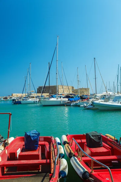 Hafen und Festung Heraklion, Beton — Stockfoto