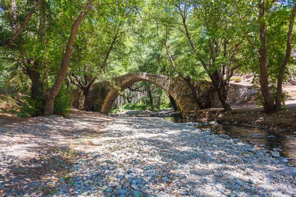 Tzelefos venetians Bridge in Trodos, Chipre — Fotografia de Stock