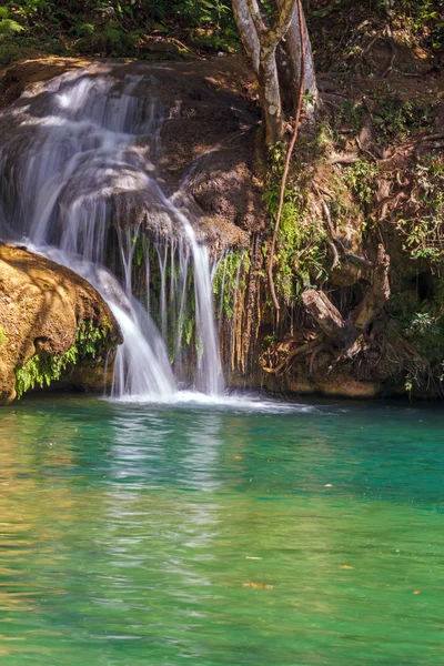 Wodospady w topes de collantes, Kuba — Zdjęcie stockowe