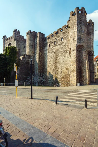 中世纪城堡 Het 斯特恩，安特卫普比利时 — 图库照片