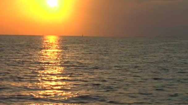 Karibiska havet solnedgång nära Cayo Largo — Stockvideo