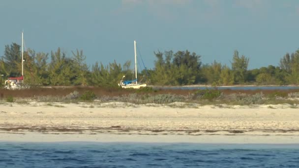 Sandstrand von cayo largo del sur — Stockvideo