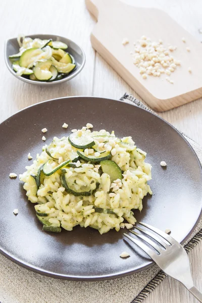 Risotto with zucchini, italian food recipe — Stock Photo, Image