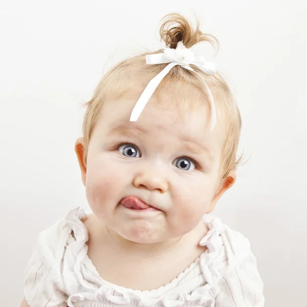 Portrait of an adorable baby girl — Stock Photo, Image