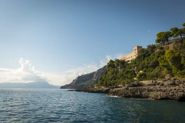 Villa aan zee in Maratea — Stockfoto