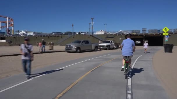 Santa Monica Pier bisiklet yolu Pov — Stok video