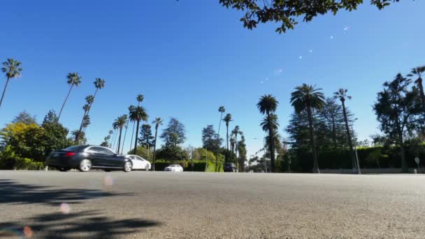 Sudut Rendah Persimpangan Beverly Hills — Stok Video