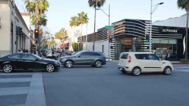 Rodeo Drive Intersection Establishing Shot — стокове відео