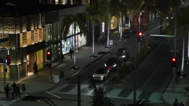 Night Rodeo Drive Intersection Establishing Shot — Stock videók