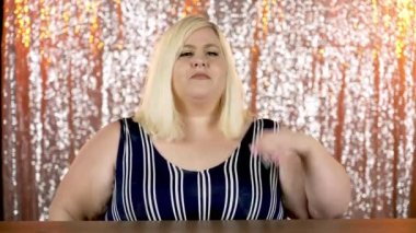 Bir kadın realite şovu jürisinin 