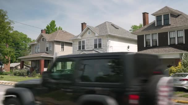 Uma Vista Verão Casas Típicas Classe Média Bairro Residencial Uma — Vídeo de Stock