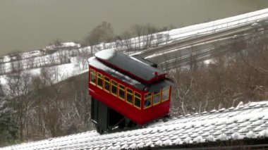 4k Duquesne eğilmek 3993 kışın