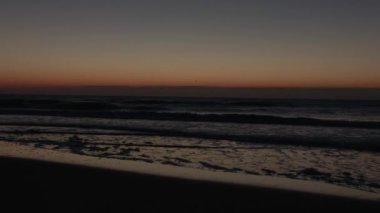 sabah gündoğumu okyanus