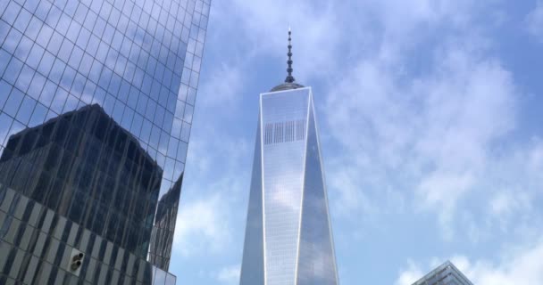 4K Freedom Tower etablera shot — Stockvideo