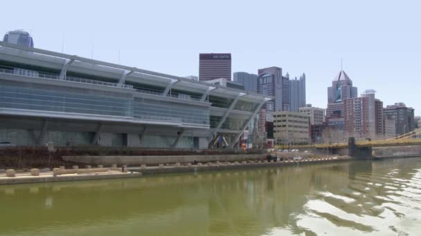 4k David L. Lawrence Convention Center 4233 — Stockvideo