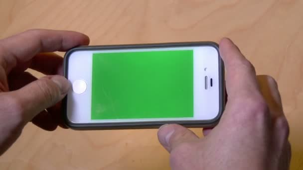 4 к перевірка депозит з телефону зелений екран 3947 — стокове відео