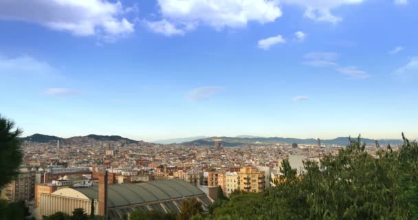 Barcelona a partir do topo de Montju=c colina — Vídeo de Stock