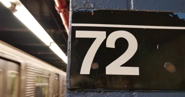 Estación de metro 4K Manhattan 72nd Street — Vídeos de Stock
